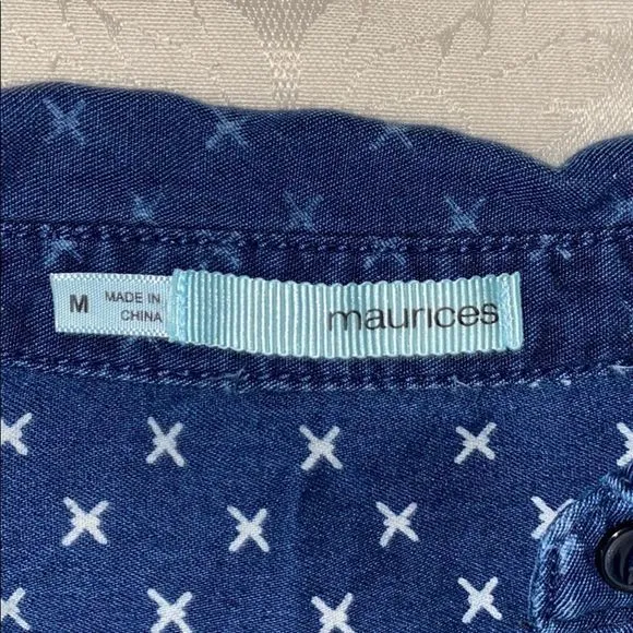 5/$30 🎈 Maurices women’s medium chambray‎ button down blouse - Image 3