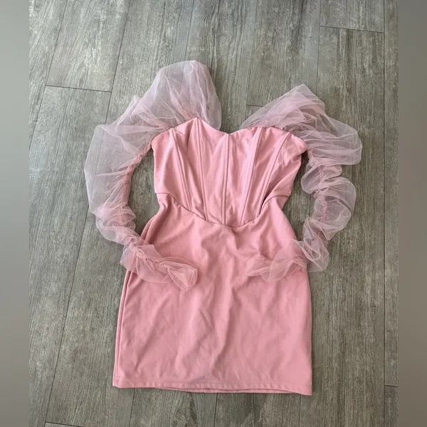 🍒BUNDLE 2 ITEMS FOR $8✨ 🌸BOUTIQUE off shoulders mini dress ✨ - Image 3