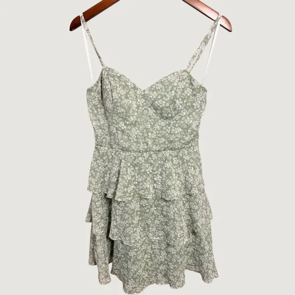 By & By Sage Green Floral Tiered Ruffle Mini Dress Sweetheart Neck Size M - Image 3