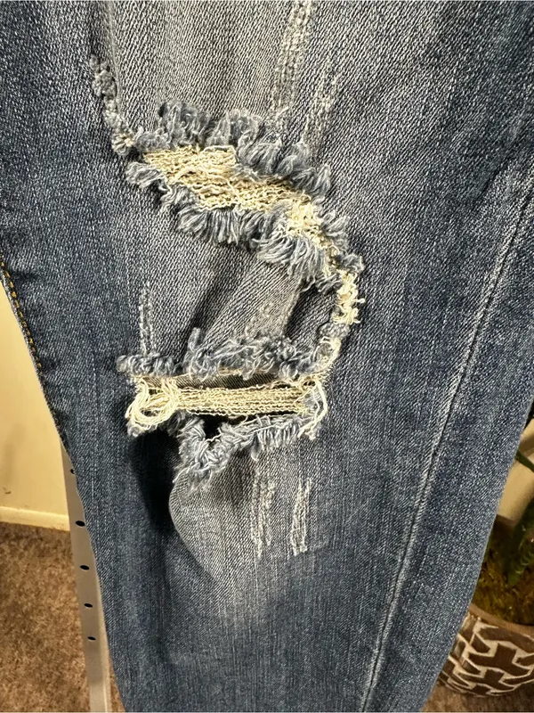 J144. Judy Blue Women's Distressed Mid-Rise Blue Jeans - Image 5