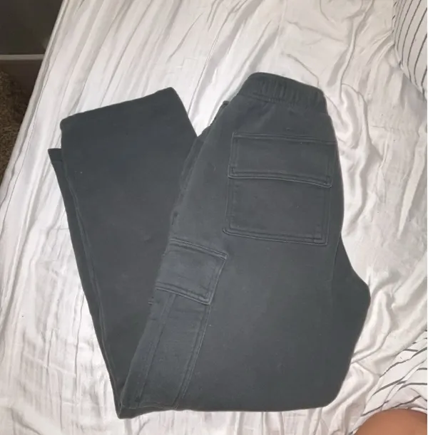 Aritzia sweatpants  - Image 4