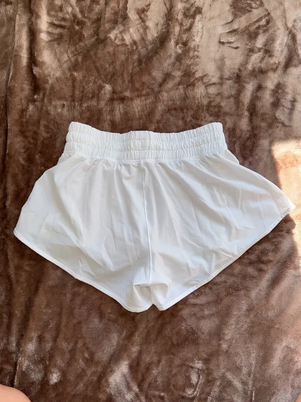 White Shorts OFFLINE by Aerie - Image 2