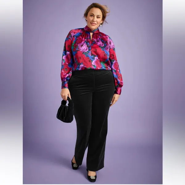 Talbots Vibrant Floral Blouse in Red and Purple - Image 2