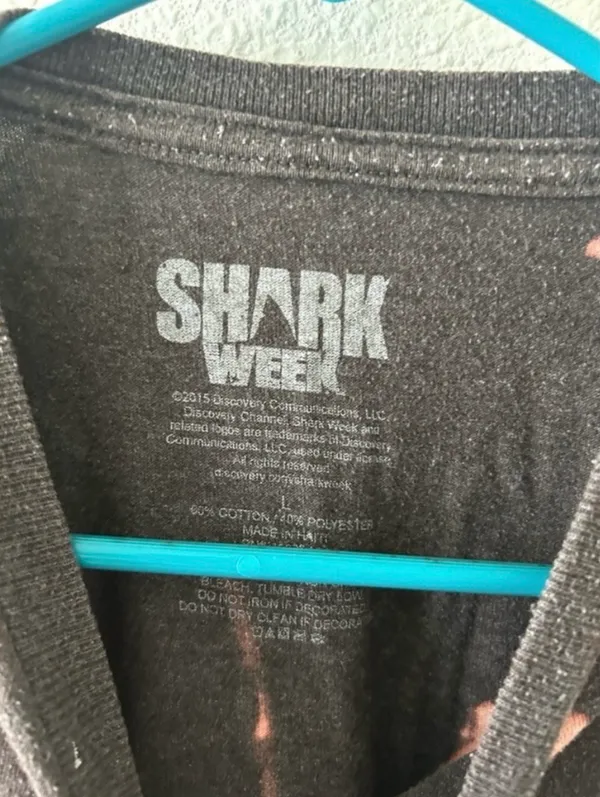 Bleach Dyed Shark Week Graphic Tee Size Large Funny Shark Shirt - Image 5