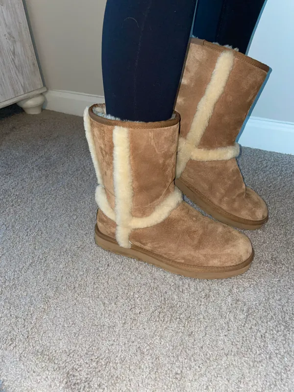 UGG Boots - Image 2