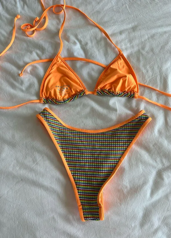 Frankies Bikinis Set - Image 6