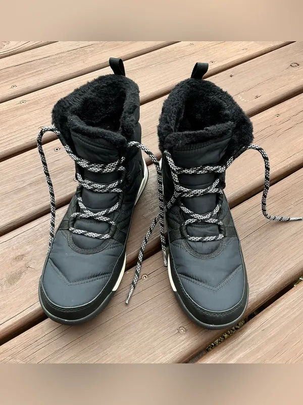 Lightweight SOREL Faux-Fur Lined Women's Boots ❄️☃️ - Image 12