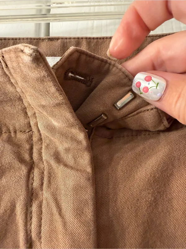 Wilfred Free Aritzia Wide-Leg Cotton Chinos in Brown - Image 4