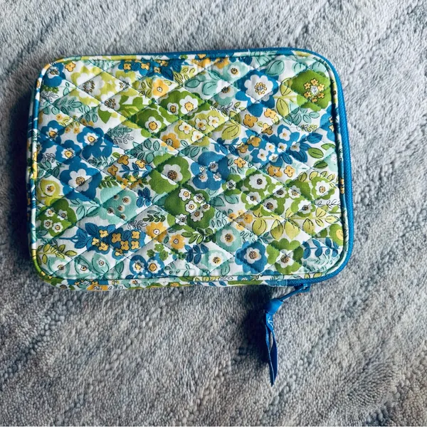 Vera Bradley English Meadow Tablet Sleeve - Image 6