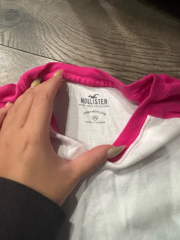 Hollister Crop Tee - Image 2