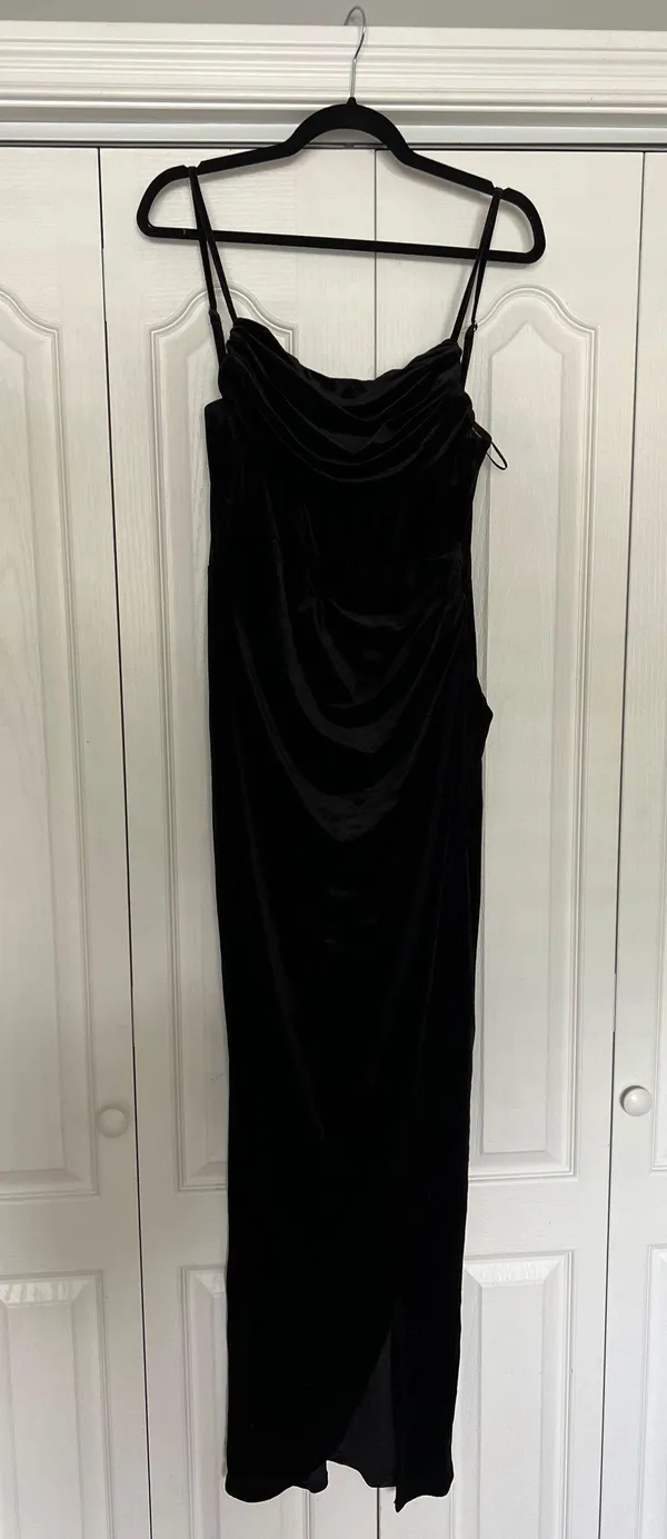 Baltic Born Gia Velvet Bridesmaids Dress - Image 3