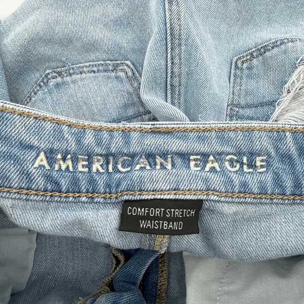 American Eagle Ripped‎ Denim Shorts Light Wash Comfort Stretch Waistband Size 4 - Image 6