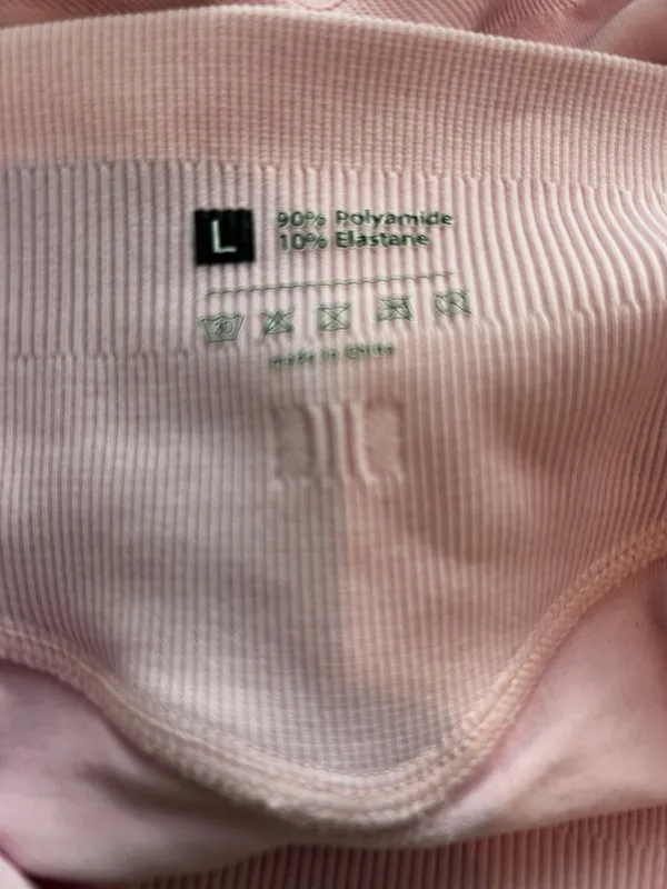 stretchy pink yoga shorts Size L - Image 3