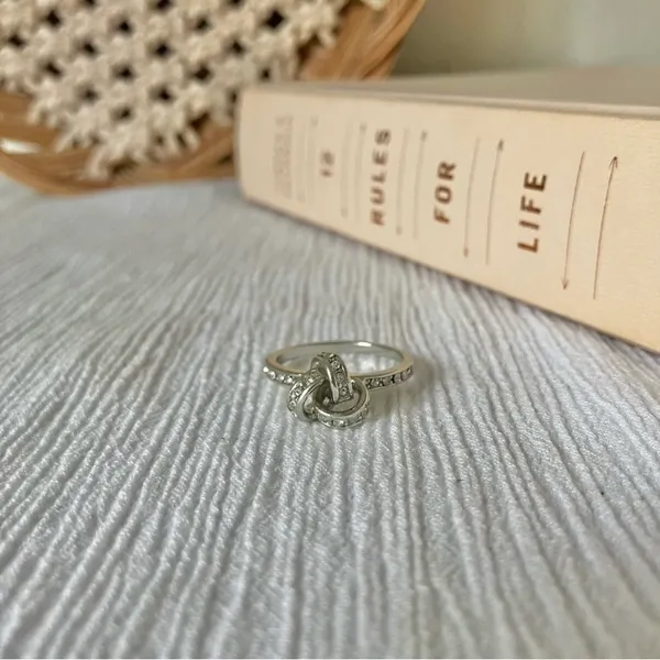 Love Knot Silver Diamond Ring Vintage Bow Pave Inset Promise Engagement Classic Jewelry - Image 6