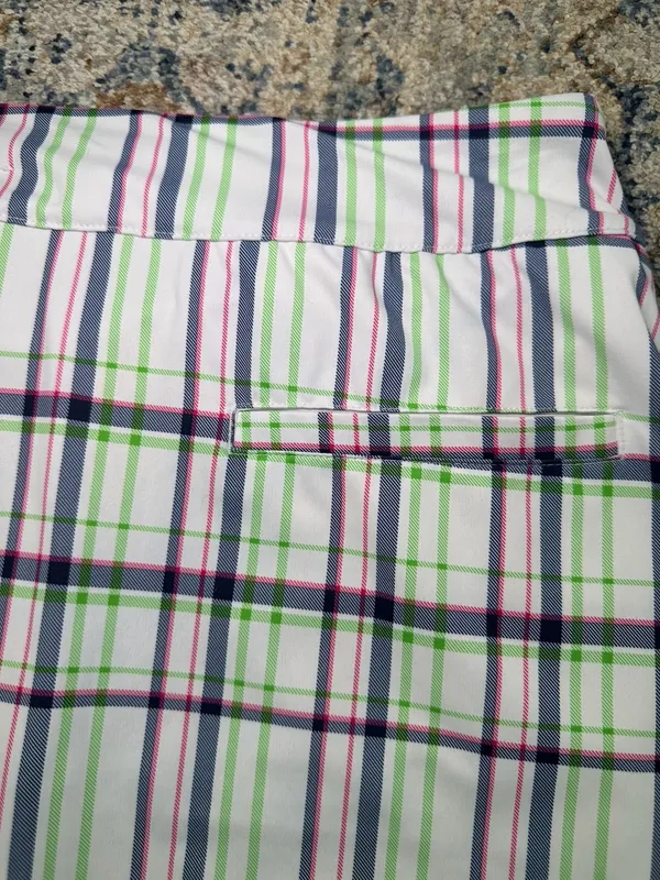 Lillie Green Scalloped Hem Plaid Skort Size S - Image 5