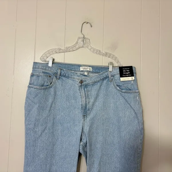 Abercrombie Curve Love 90s Straight Criss Cross Jeans Size 35 20L NWT - Image 2