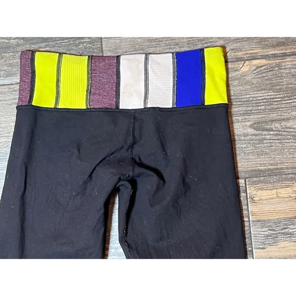 Lululemon Reversible Wunder‎ Under Crop Black Leggings Size 4 Multi Color Yoga - Image 10