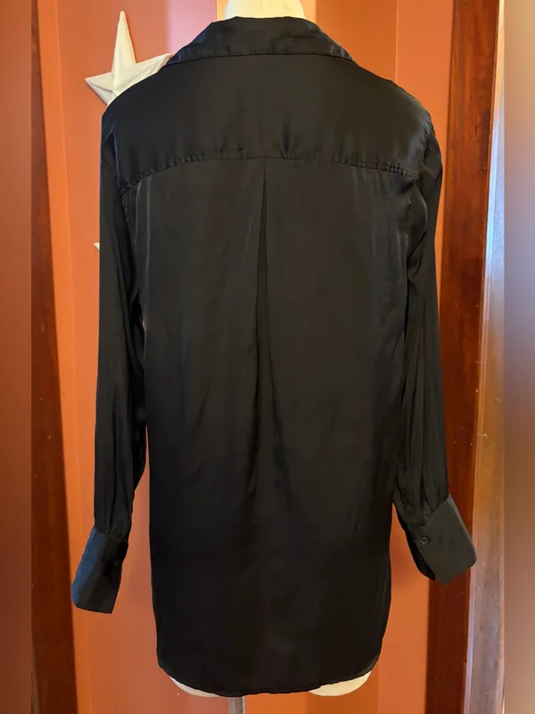 Old Navy Black Satin-like Button up Shirt - Image 3