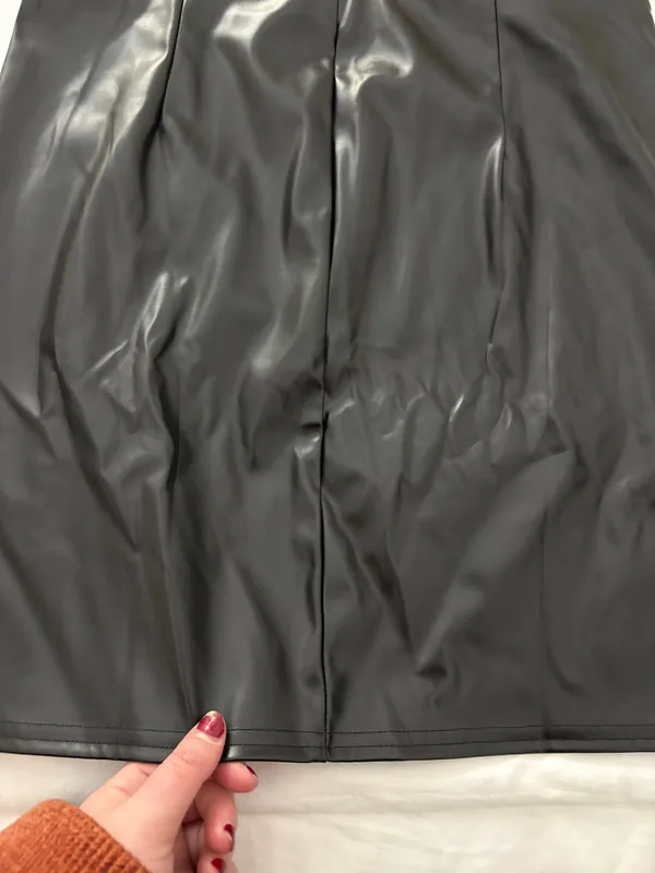 Amazon Faux Leather Bodycon Mini Skirt - Image 7