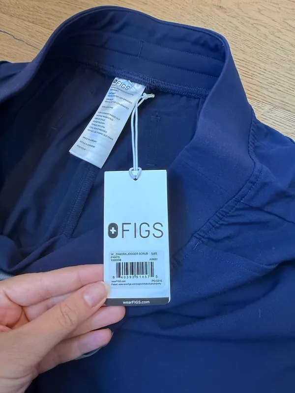 FIGS Scrub Pants - Image 3