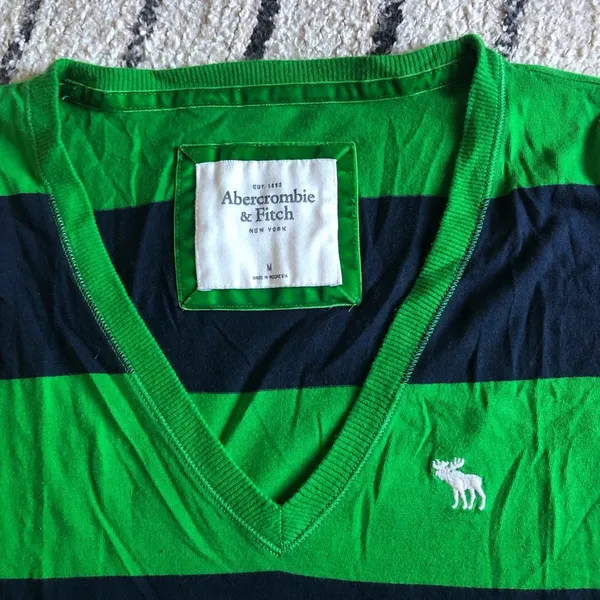 Abercrombie and Fitch women’s top - Image 2