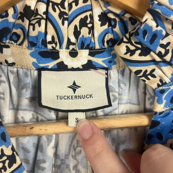 Tuckernuck Golden Medallion Crawford Dress blue and khaki size Small - Image 4