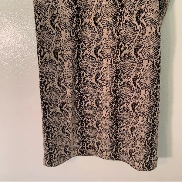 Free People Women's Size 0 Alice Snakeskin Print A-Line Dress Beige Black Snap‎ - Image 8