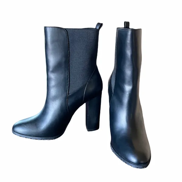 NEW French Connection Jenna Vegan Leather Heeled Boots - Image 2
