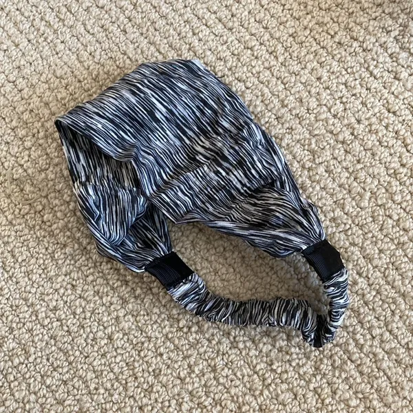 NEW Women’s Activewear Headband Black White Heathered Stretchy One Size Athletic - Image 5