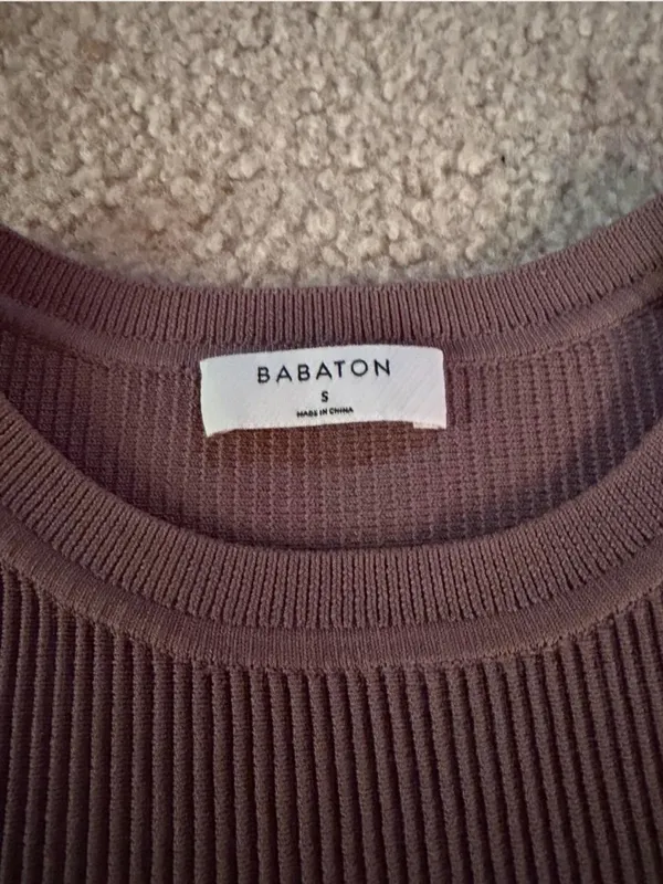 Excellent condition Aritzia Babaton Light Purple/ Mauve Tank Top size S - Image 2