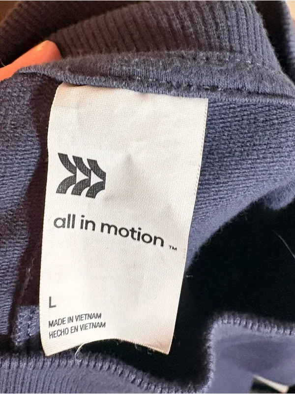 All In Motion Women’s Size M Cropped Grey French Terry - Image 4