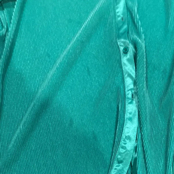 Princess Polly Green Button Down - Image 2
