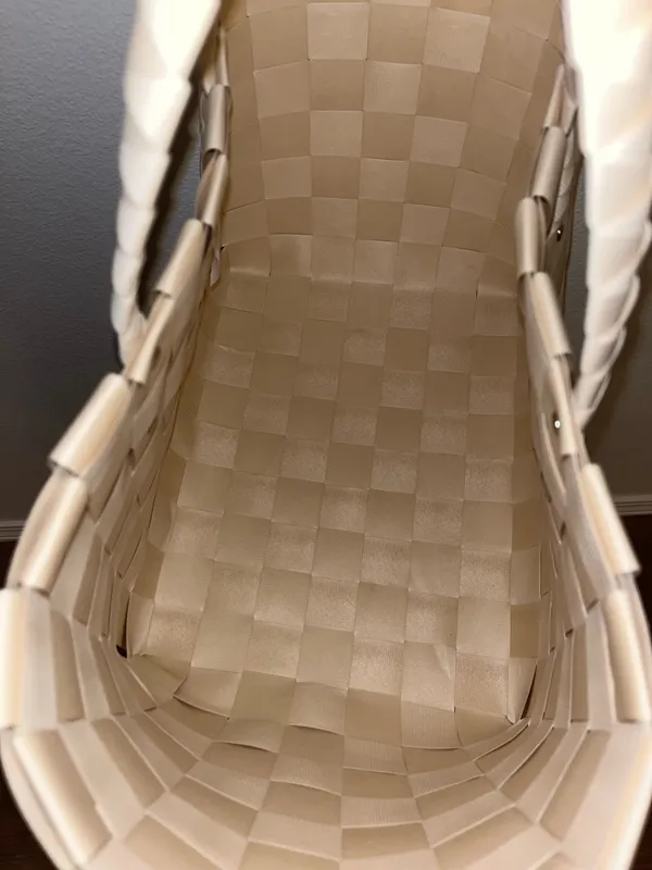 Woven Tote Bag in Cream Checkered - Image 2