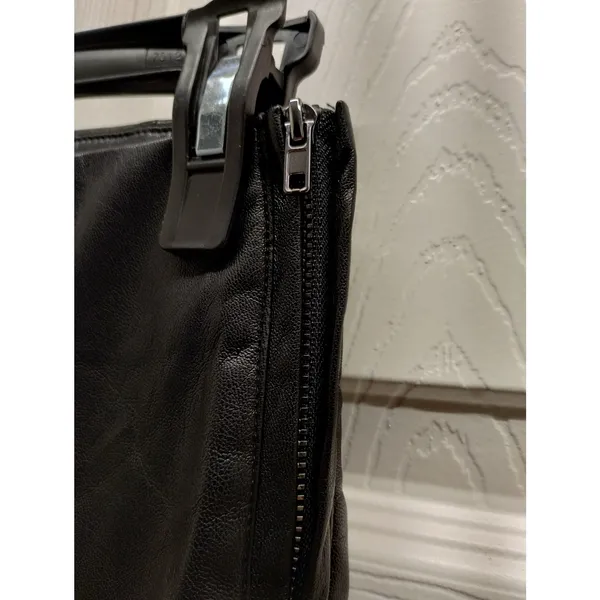 Lulus NWT Women's Size XS Black Vegan Faux Leather Side Zip Ankle Pants - Image 4