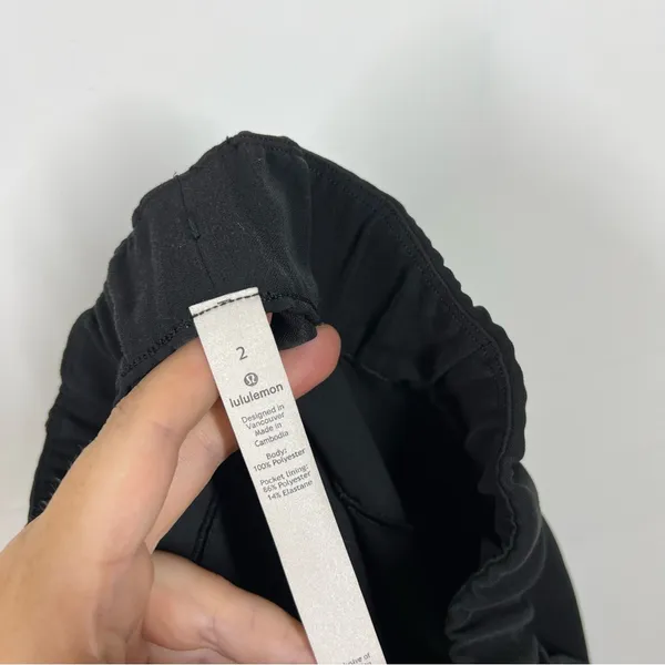 Lululemon On The Fly Pant Woven 27” Size 2 - Image 10