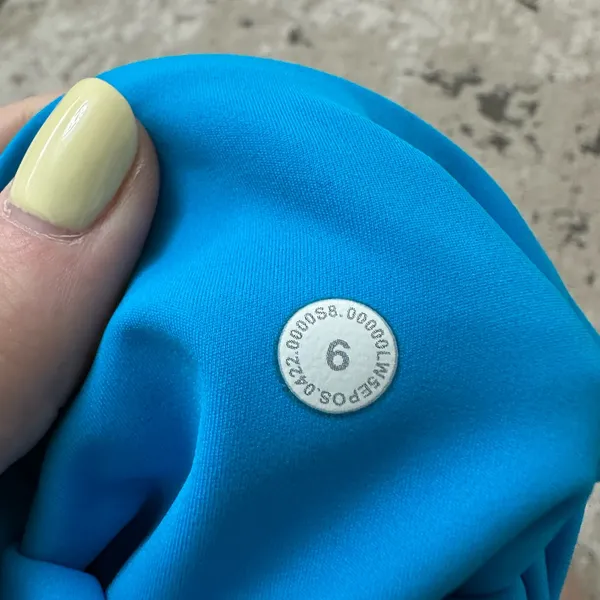 Lululemon Fast and Free High-Rise Tight 25" Size 6 in Azure - Image 5