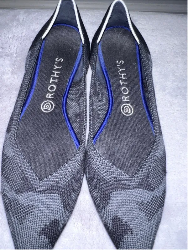 Women's Rothy's Pointed Toe Flats Size 9 Grey Black Camo - Image 8