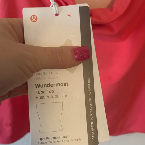 Lululemon Wundermost Ultra-Soft Nulu Tube Top Glaze Pink! NWT Size Medium. - Image 3