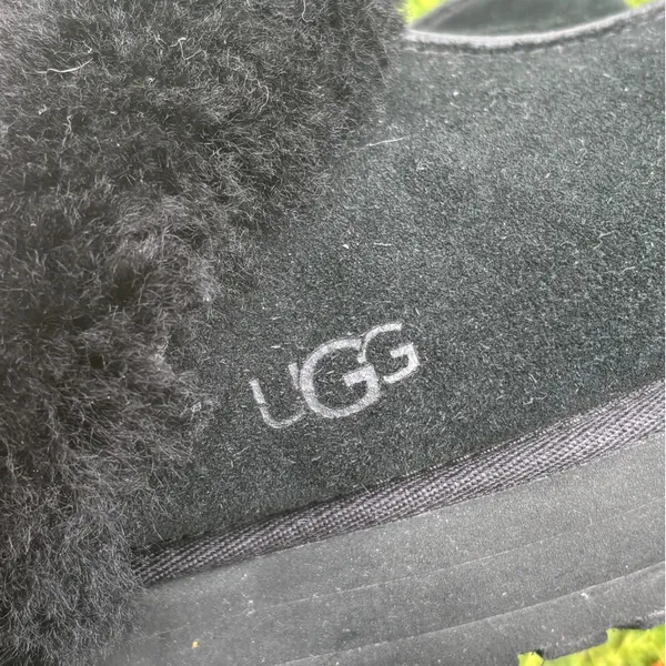 UGG Disquette Black Suede Platform Sheepskin Slippers Womens 9 - Image 9