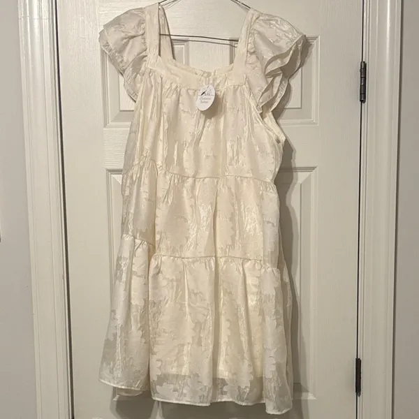 Entro Cream Midi Dress - Image 4