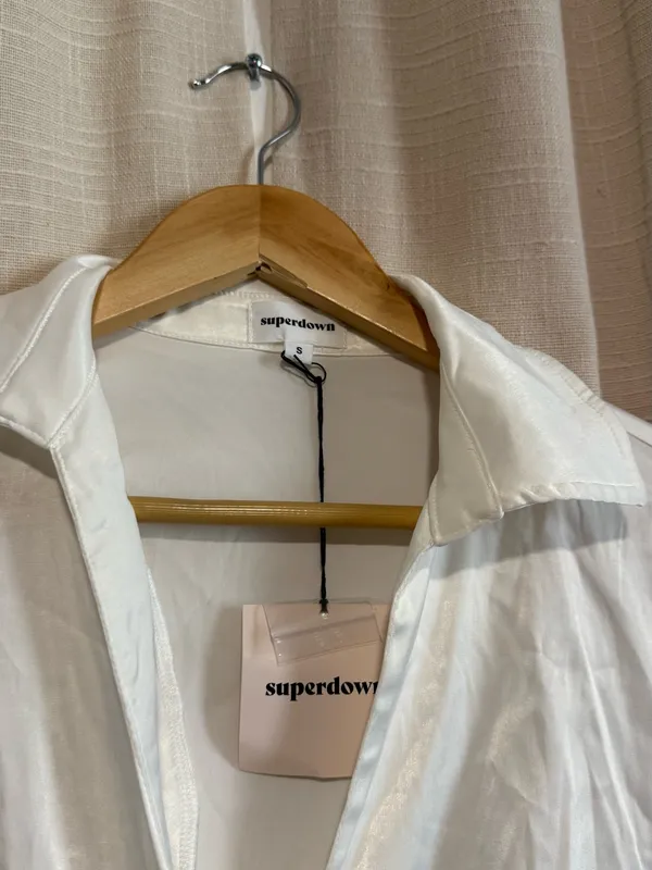 NWT Superdown satin White Wrap-Front Long Sleeve Mini Dress - Image 3