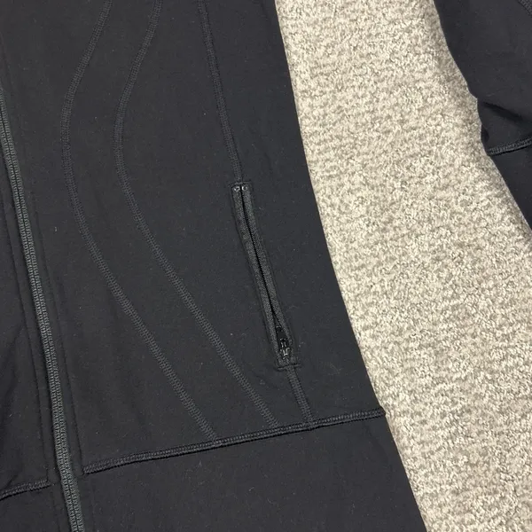 Lululemon Black Jacket Womens 6 Full Zip Hooded High Neck Running Top Pockets - Image 5