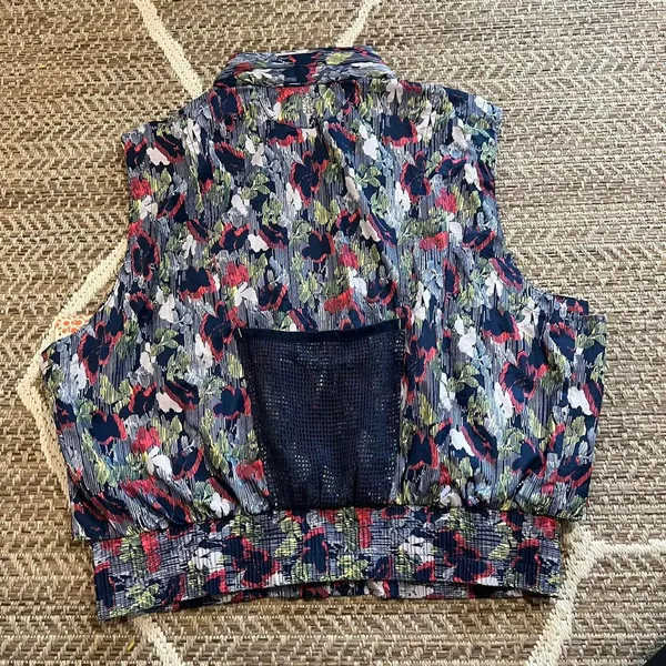 Free people movement vest Sz Large - Image 4