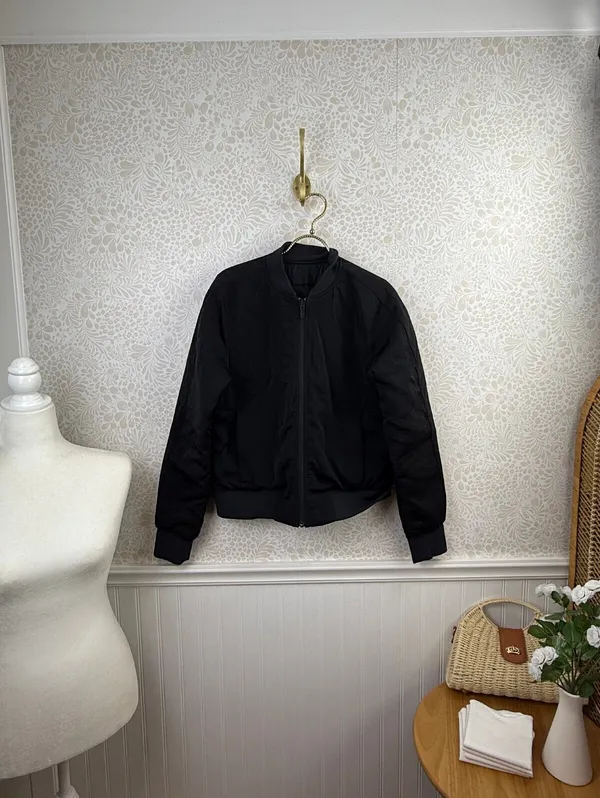 Lululemon Women's Black Non-Stop Bomber *Reversible - Size - 8 - Image 5