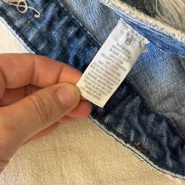 American Eagle Distressed Denim Shorts‎ Womens 6 Blue High Rise Cut Offs - Image 5
