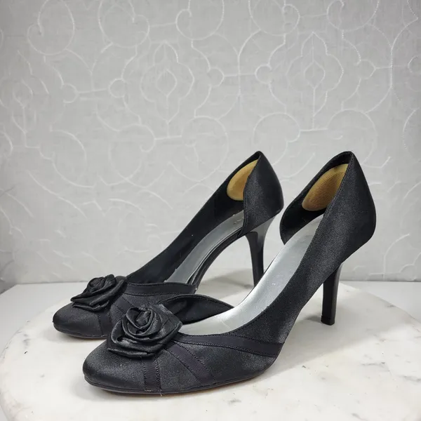 Fioni Dress Pumps Womens‎ 8.5 Black Satin Rose Stiletto High Heels Formal - Image 3