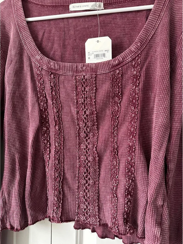 Altar'd State Vada Thermal Lace Crop Top NWT Burgundy 2XL - Image 4