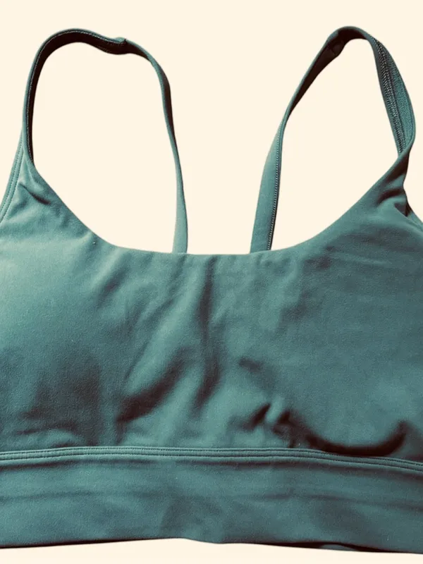 Vuori Women’s Yosemite Longline Sports Bra Sage Green size M Gym Workout VW1192 - Image 2