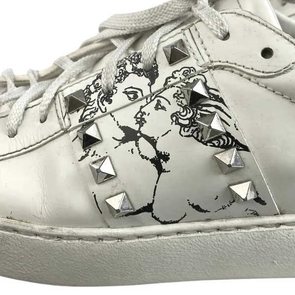 Valentino Garavani Rockstud Women's White Lace Up Low Top Leather Sneakers Sz 9 - Image 5