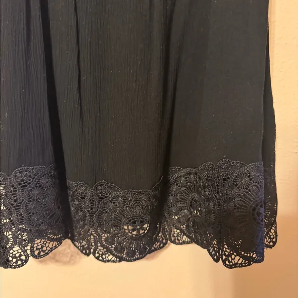 Eyeshadow Black Lace Detail Camisole - Image 4